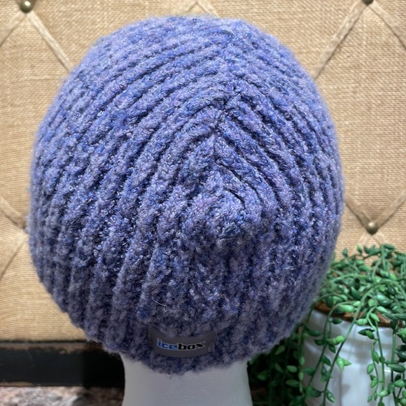 Icebox hat - Picture 3 of 9